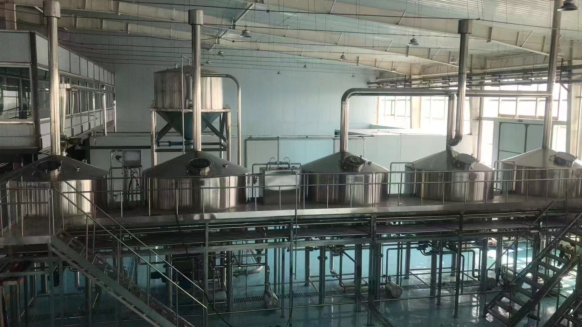 青岛精酿啤酒设备厂—精酿啤酒设备主要生产工艺与核心技术